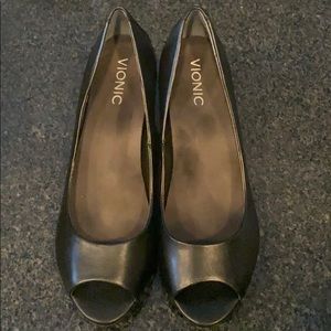 Vionic Proud Bria Leather Wedges Black 8.5